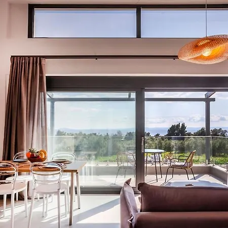 Thalos Luxury Living Ii *