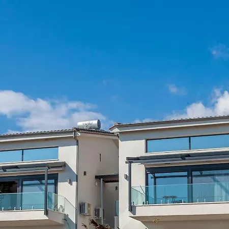 Thalos Luxury Living Ii Nikíti